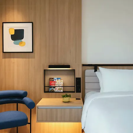 Voco Bangkok Surawong By Ihg