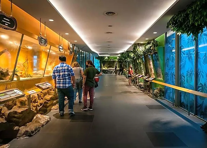 Voco Surawong By Ihg Hotel Bangkok