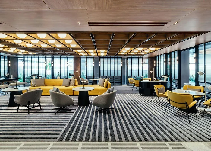 Voco Surawong By Ihg מלון 5*