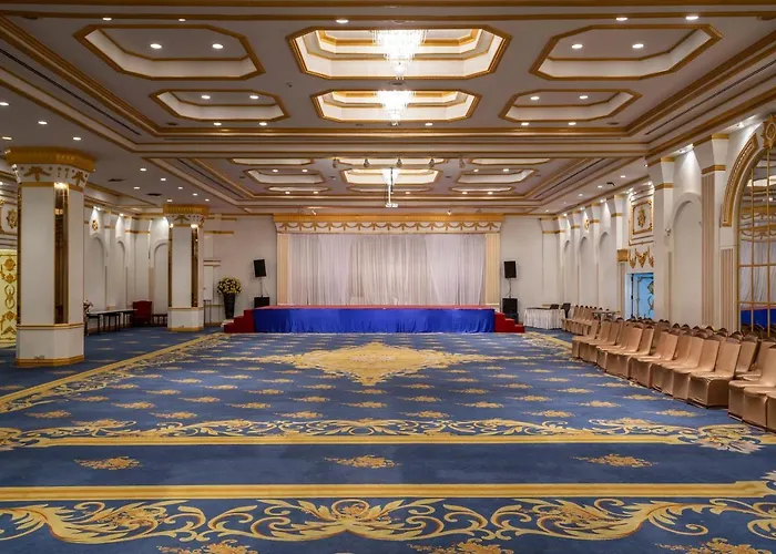 Voco Surawong By Ihg Hotel 5*