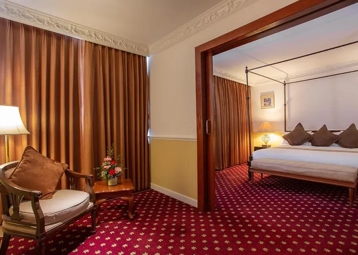 Voco Surawong By Ihg Hotel 5*