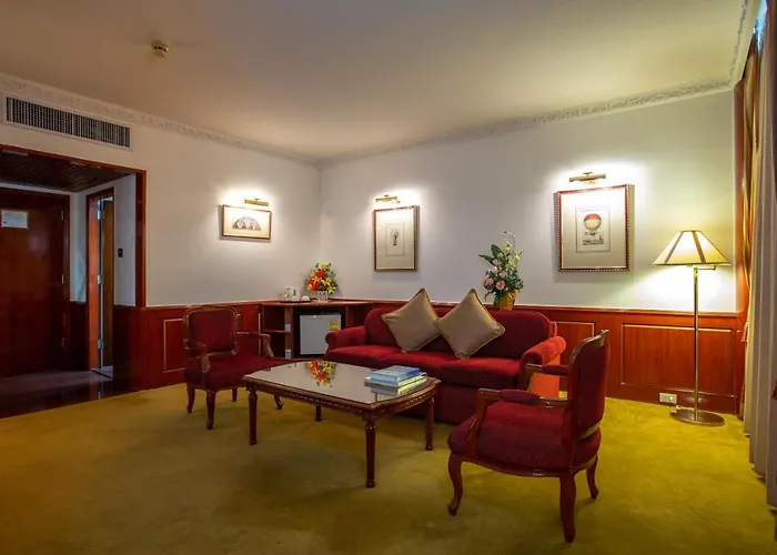 Voco Surawong By Ihg מלון 5*