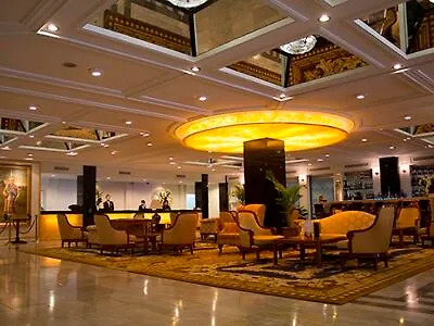 מלון Voco Surawong By Ihg 5*