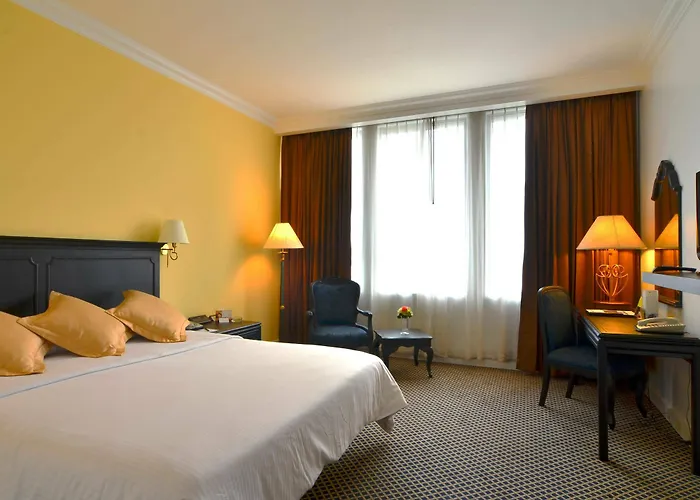 Voco Surawong By Ihg מלון בנגקוק