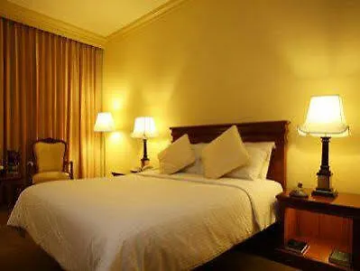 Voco Surawong By Ihg מלון בנגקוק